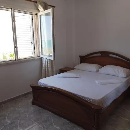 Dom wakacyjny Kujtim *